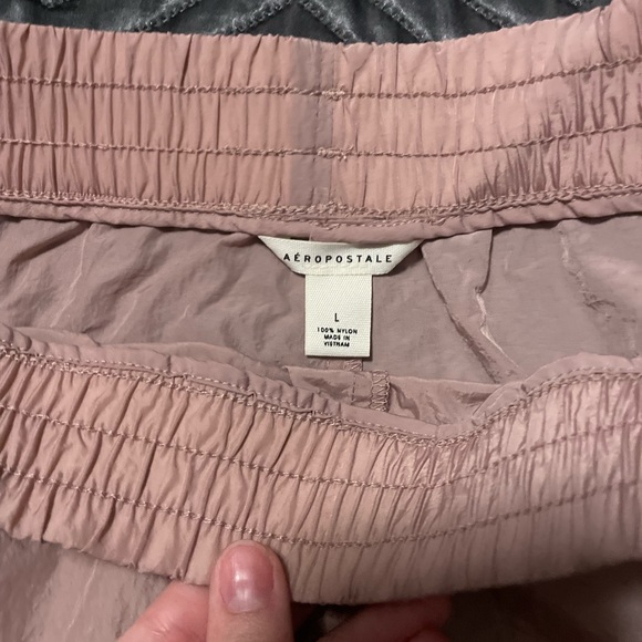 NWT Aeropostale Mauve shorts size large. - Picture 3 of 4